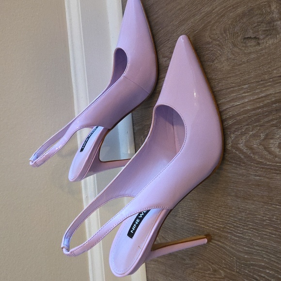 Nine West Women's Lavender Slingback Heels - Picture 2 of 5